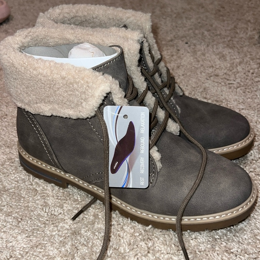 Women’s boots